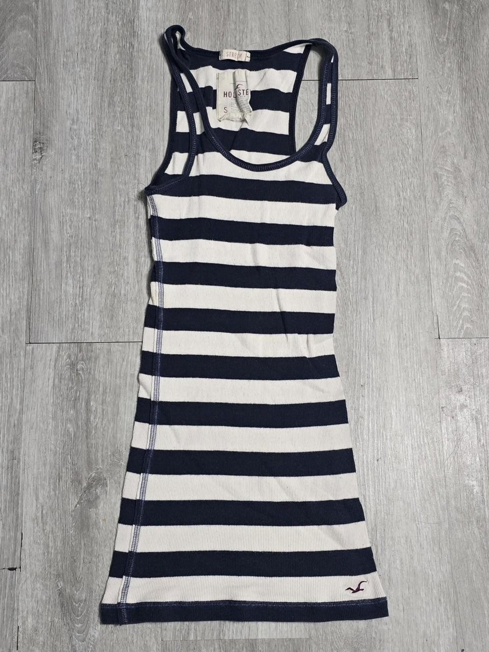Vintage Y2K Hollister Co. White & Navy Striped Tank Top Size Small